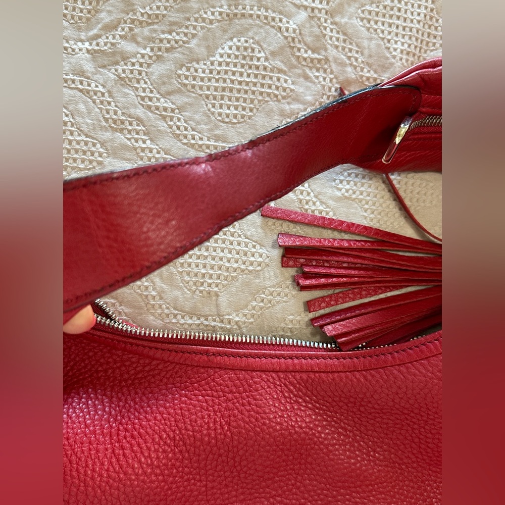 Gucci Gucci Red Pebbled Leather Large Soho Hobo Bag - Picture 15 of 17